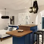 Lyo Ii Boutique Mykonos Town