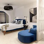 Lyo Ii Boutique 5*