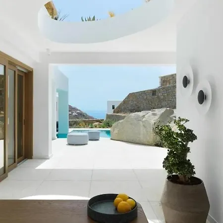 Lyo Ii Boutique 5*